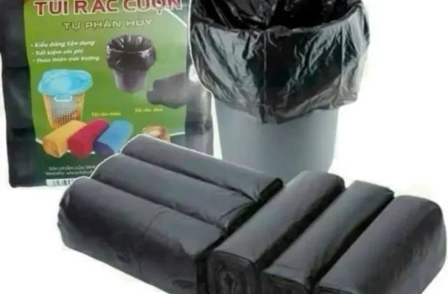 Combo 12 cuộn (4 bịch) túi đựng rác đen kích thước 55x65cm, có khả năng tự phân huỷ, thân thiện với môi trường - đa năng